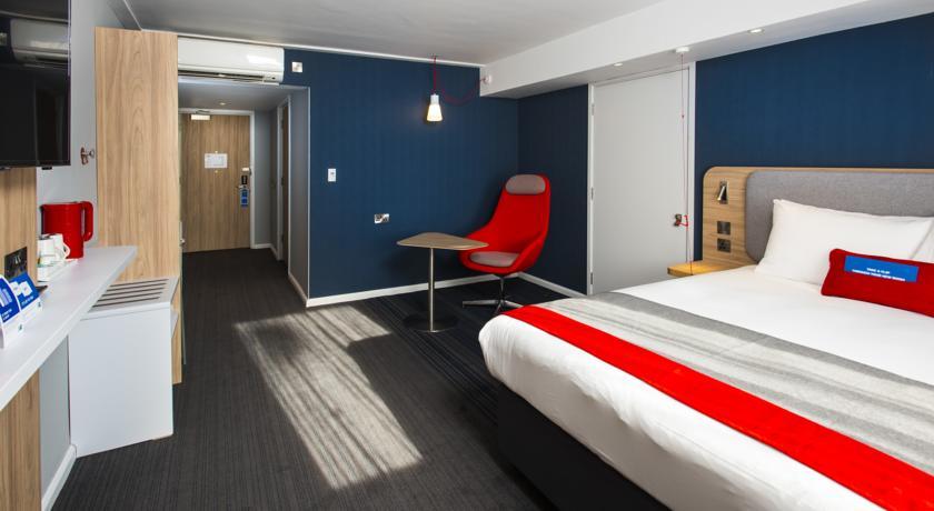 Holiday Inn Express Portsmouth - North By Ihg Exterior foto