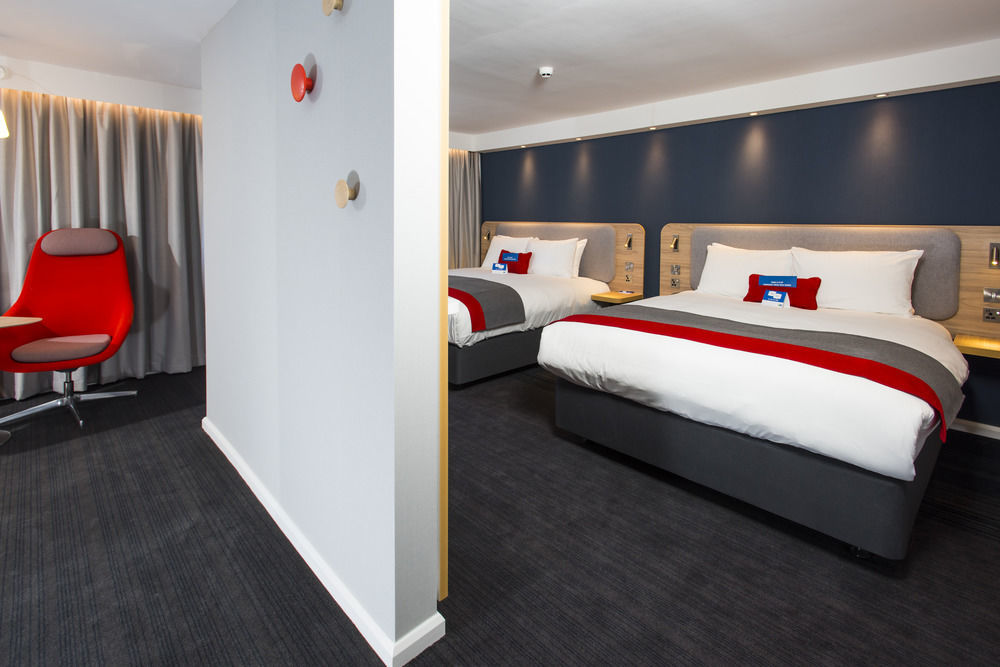 Holiday Inn Express Portsmouth - North By Ihg Exterior foto